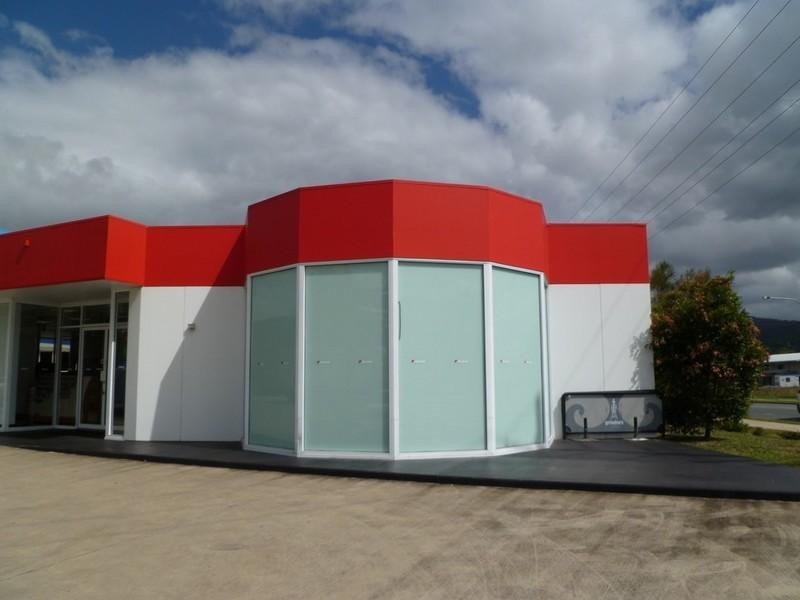 Cnr Shute Harbour Road, Cannonvale QLD 4802