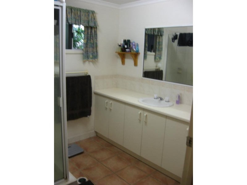 3/24 Island Drive, Cannonvale QLD 4802