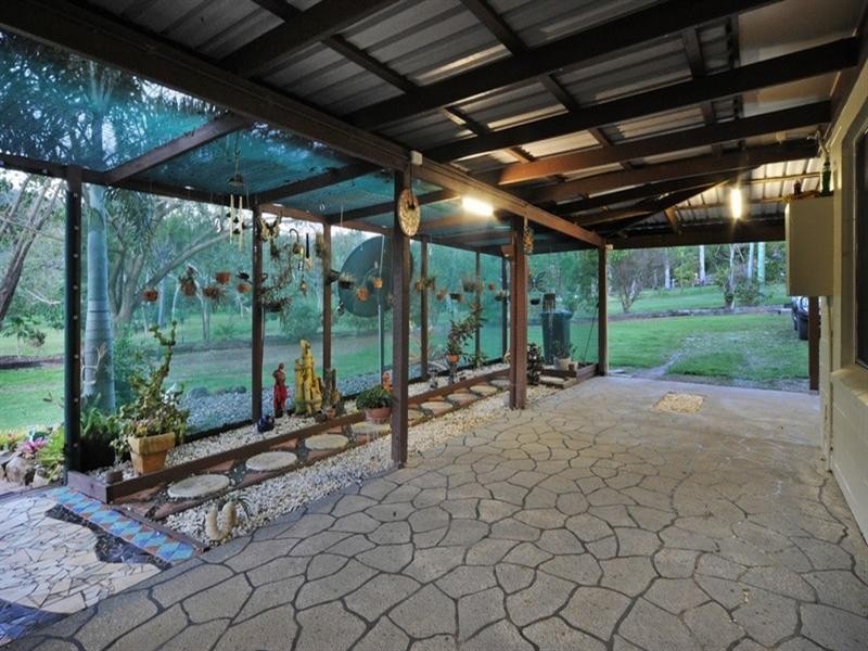 37 Pringle Road, Cannonvale QLD 4802