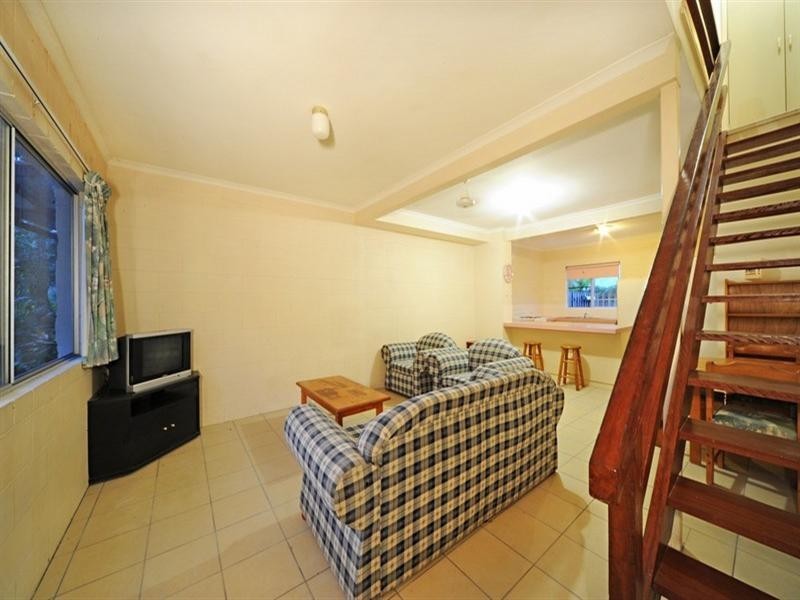4/5 Duell Road, Cannonvale QLD 4802