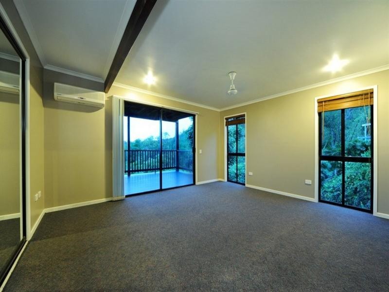 23 Panoramic Court, Cannonvale QLD 4802