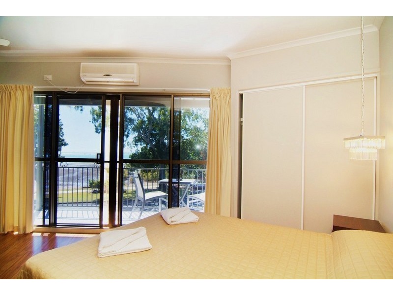 16/48 Coral Esplanade, Cannonvale QLD 4802