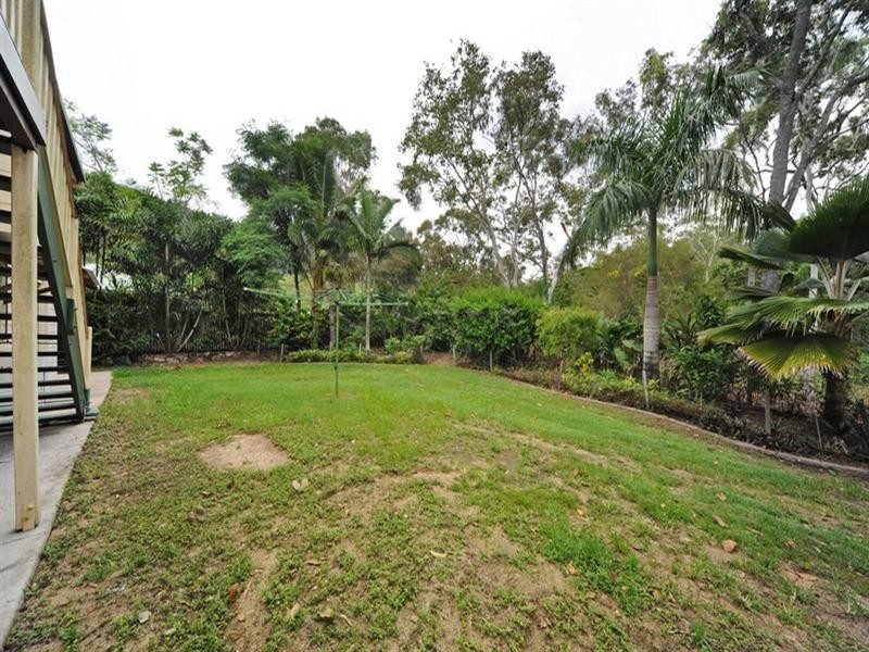 10 Solway Avenue, Cannonvale QLD 4802