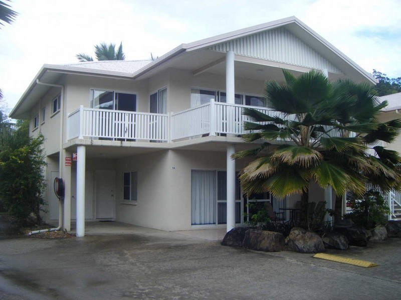 16/24 Pandanus Drive, Cannonvale QLD 4802