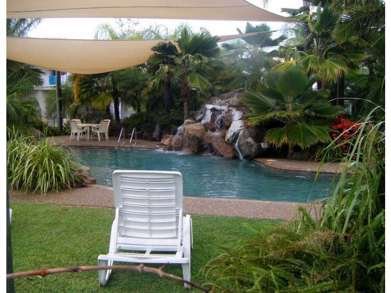 16/24 Pandanus Drive, Cannonvale QLD 4802