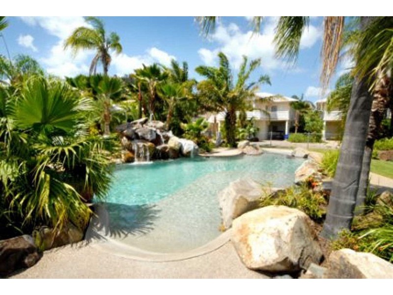 16/24 Pandanus Drive, Cannonvale QLD 4802