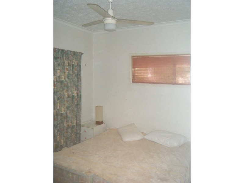 2a/ Island Drive, Cannonvale QLD 4802