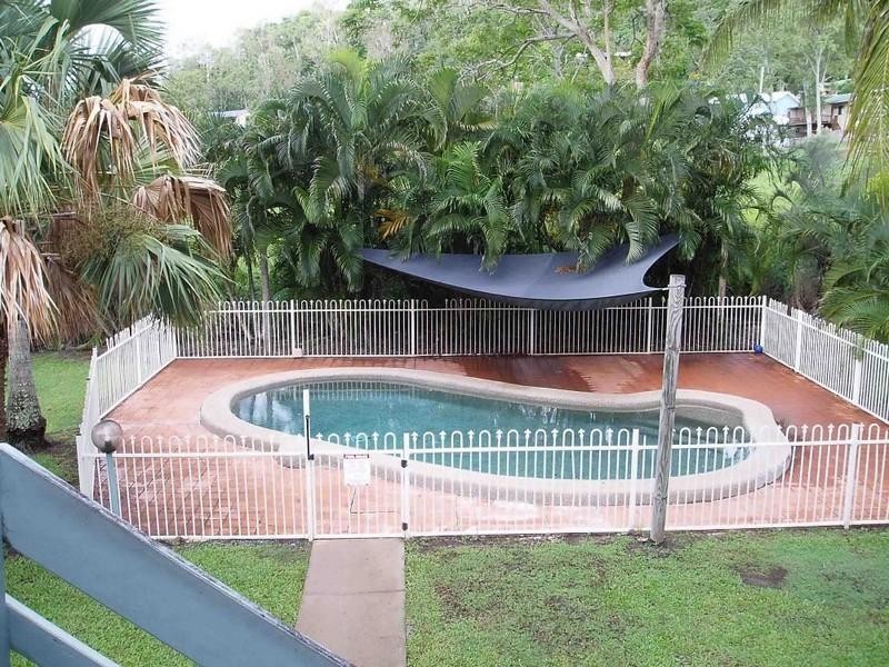 25/6 St Martins Lane, Cannonvale QLD 4802