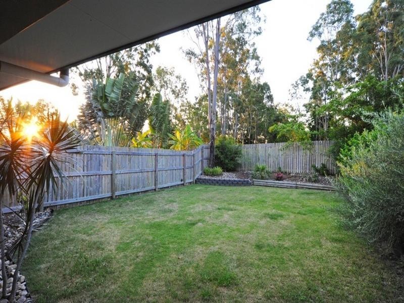 2/24 Links Drive, Cannonvale QLD 4802