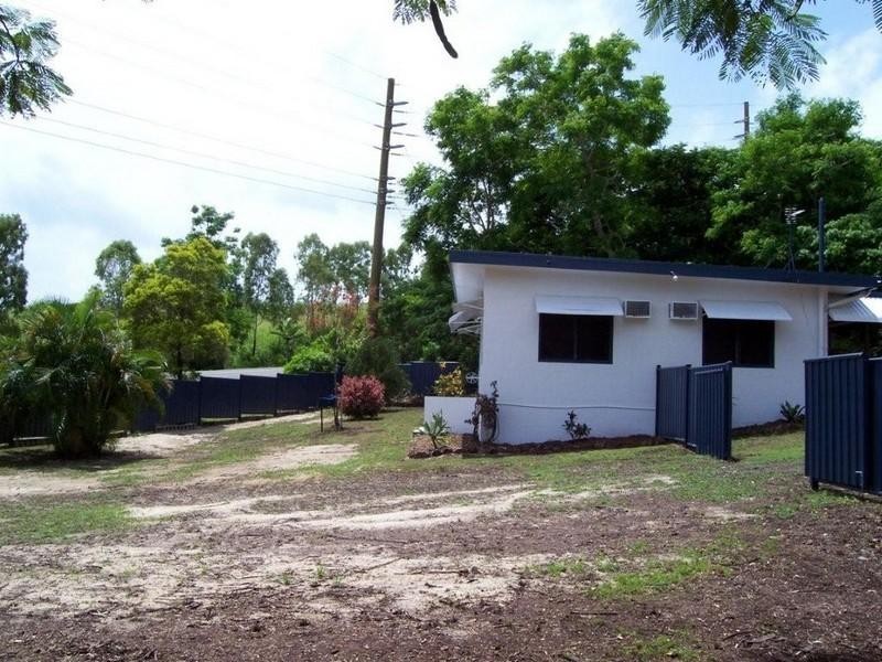 7 William Close, Cannonvale QLD 4802