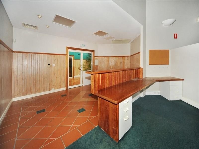 1/2 Island Drive, Cannonvale QLD 4802