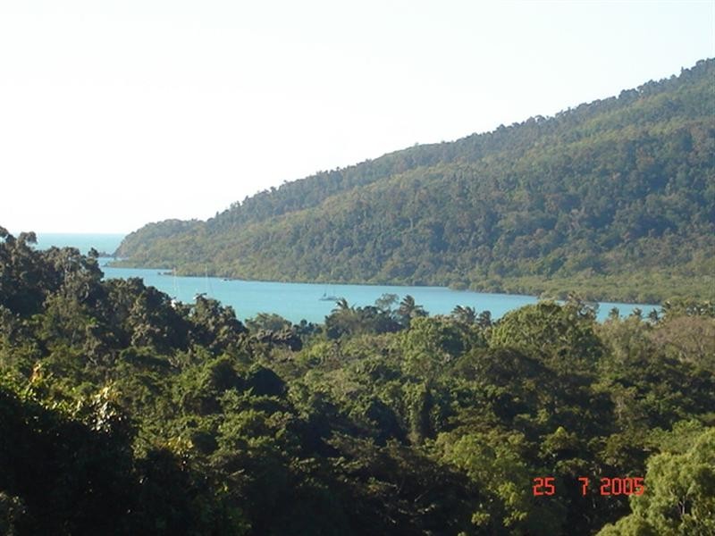 18 Shute Harbour Road, Flametree QLD 4802