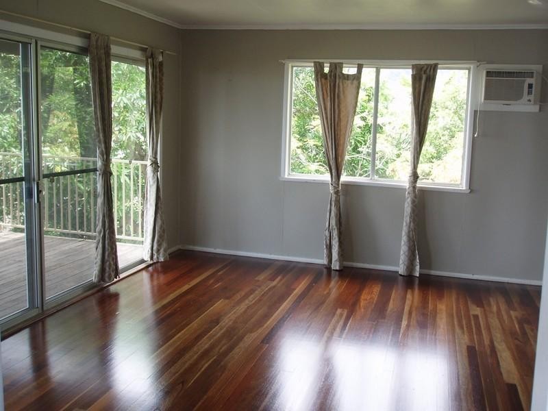 14 Coral Esplanade, Cannonvale QLD 4802