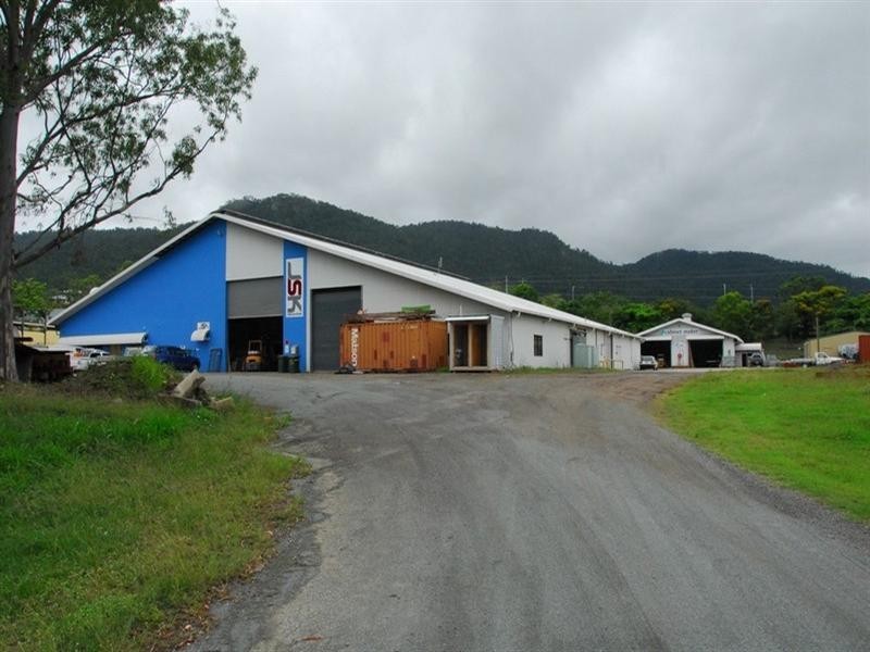 Lot 2,3&5/11 Garema Street, Cannonvale QLD 4802