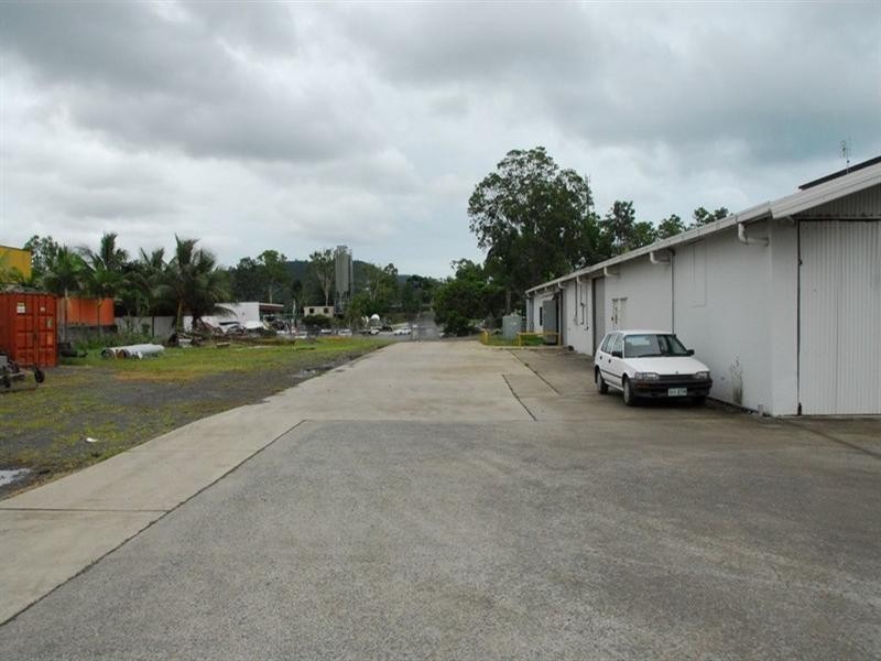 Lot 2,3&5/11 Garema Street, Cannonvale QLD 4802