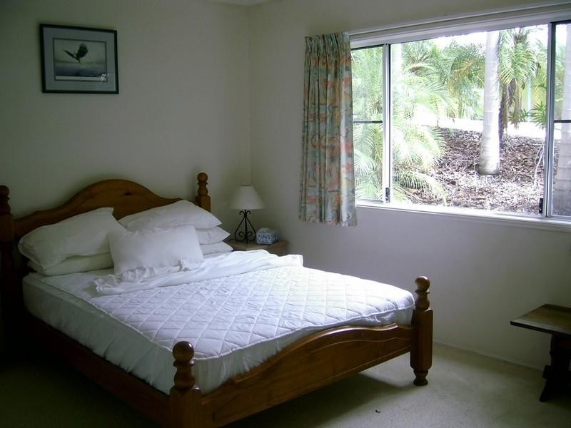 2/24 Island Drive, Cannonvale QLD 4802