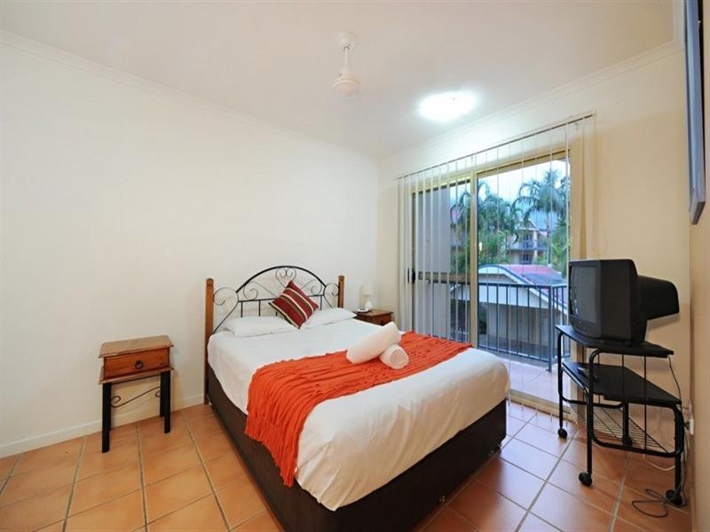 6/24 Beach Road, Cannonvale QLD 4802