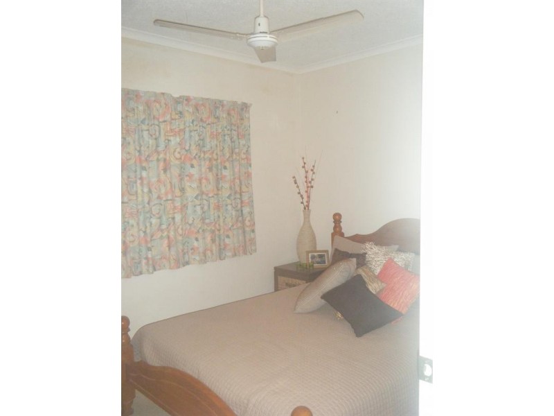 10/20 Island Drive, Cannonvale QLD 4802