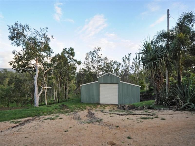 228 Paluma Road, Cannonvale QLD 4802