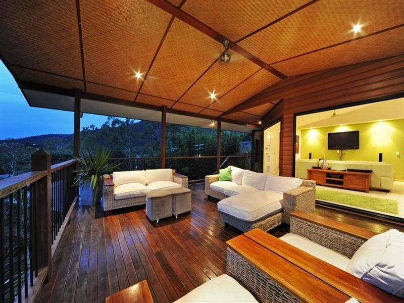 18 Abell Road, Cannonvale QLD 4802