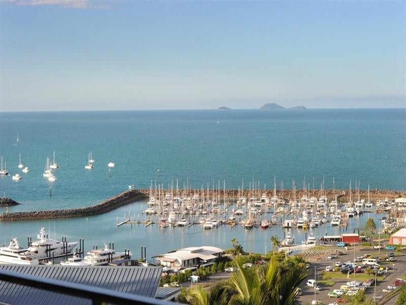 13 Kara Crescent, Airlie Beach QLD 4802