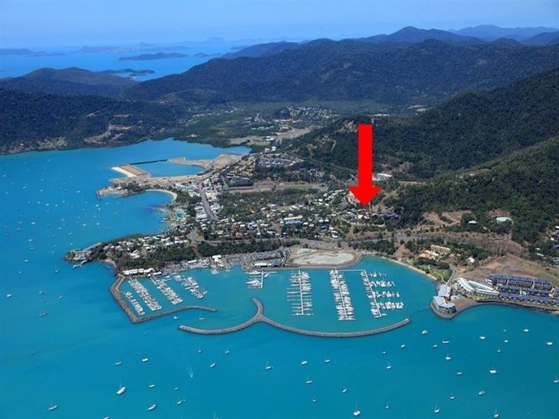 13 Kara Crescent, Airlie Beach QLD 4802