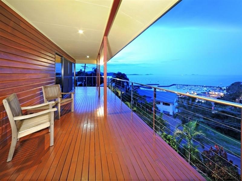 13 Kara Crescent, Airlie Beach QLD 4802