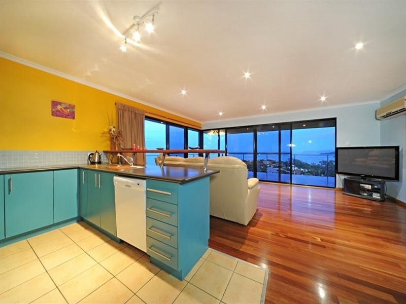 13 Kara Crescent, Airlie Beach QLD 4802