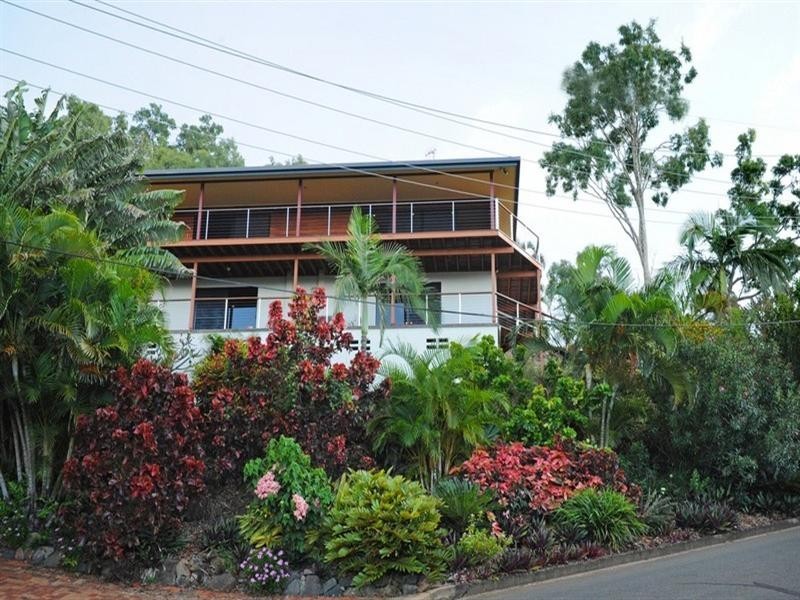 13 Kara Crescent, Airlie Beach QLD 4802