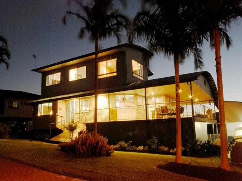 8/14 Hamilton Avenue, Cannonvale QLD 4802