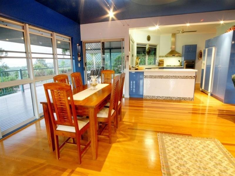 8/14 Hamilton Avenue, Cannonvale QLD 4802