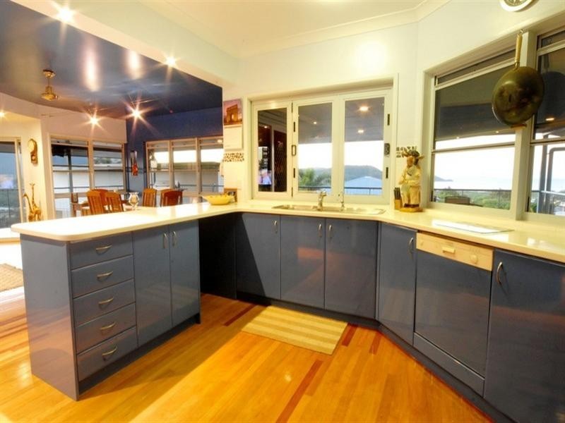 8/14 Hamilton Avenue, Cannonvale QLD 4802