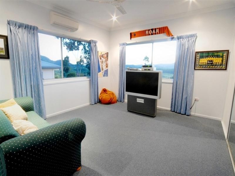 8/14 Hamilton Avenue, Cannonvale QLD 4802