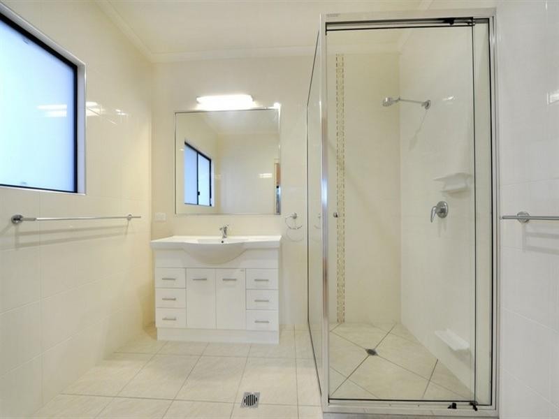 61 Parker Road, Cannonvale QLD 4802