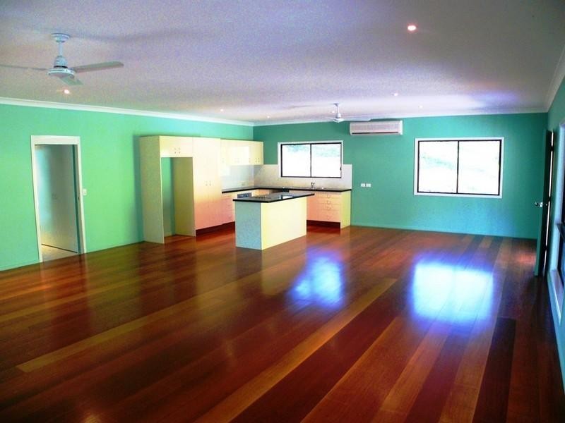 41 Eshelby Drive, Cannonvale QLD 4802