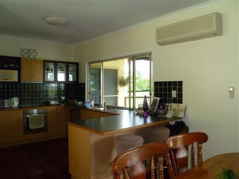 1016 Shute Harbour Road, Mount Marlow QLD 4800