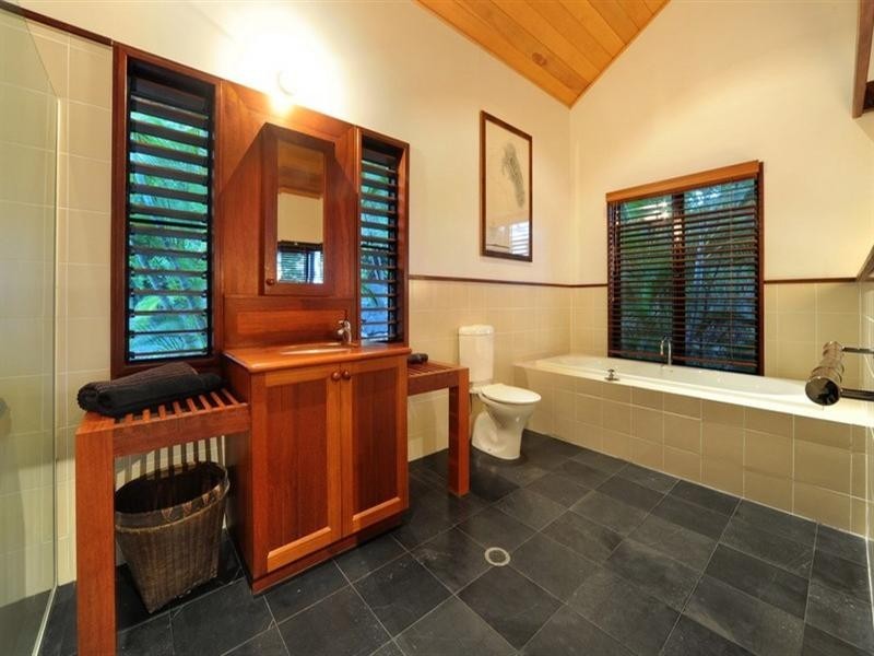 1 Bay Terrace, Shute Harbour QLD 4802