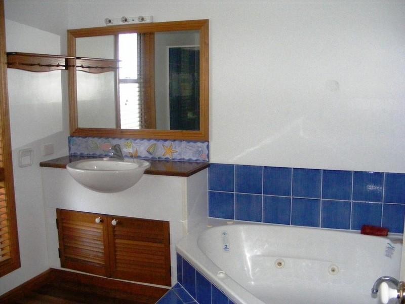 12 Panoramic Court, Cannonvale QLD 4802