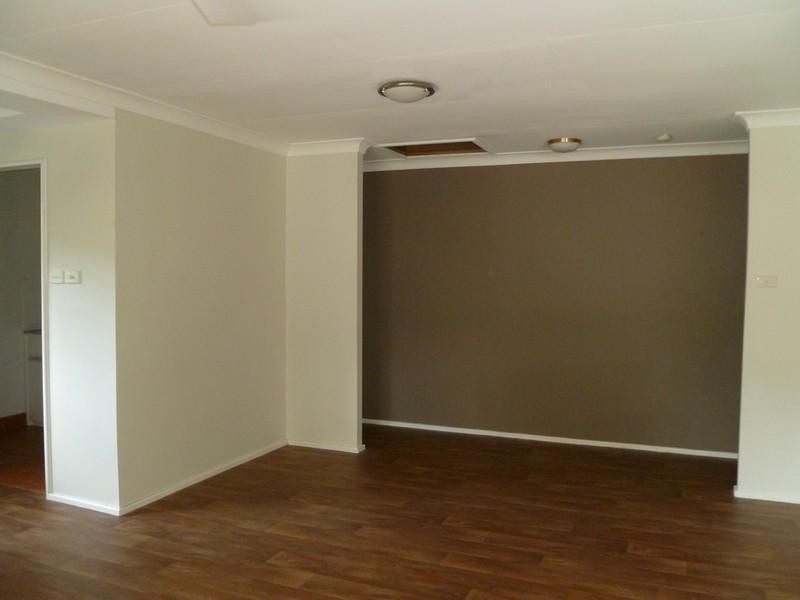 18 Palm Drive, Cannonvale QLD 4802