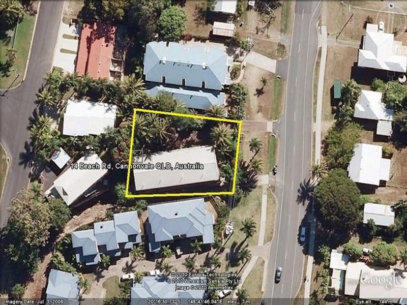 14 Beach Road, Cannonvale QLD 4802