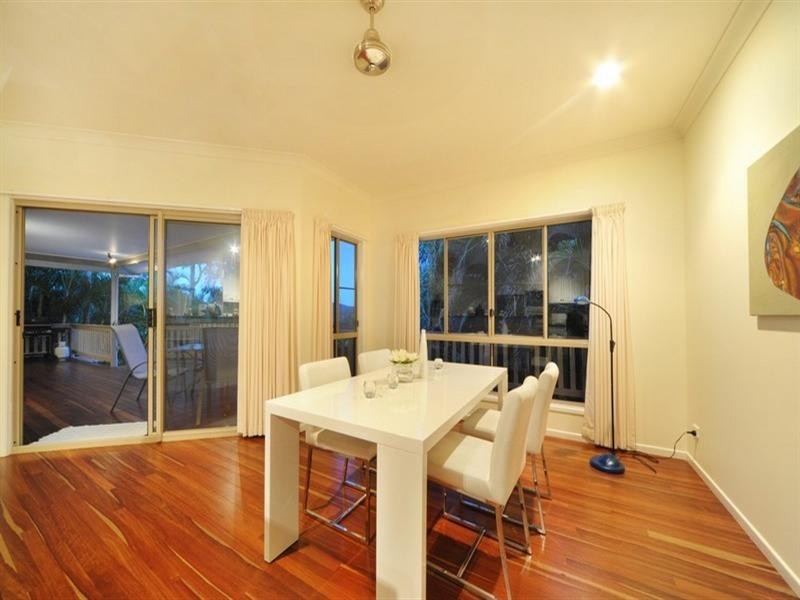 3 Country Road, Cannonvale QLD 4802