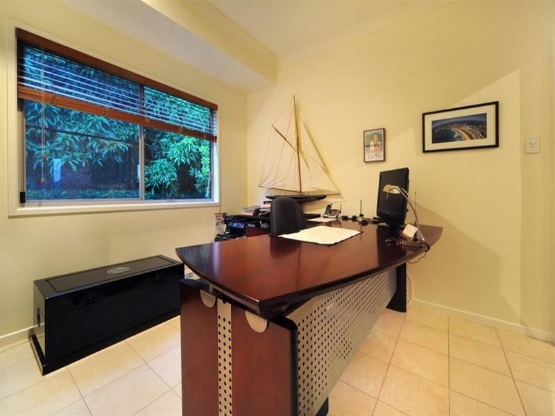 3 Country Road, Cannonvale QLD 4802