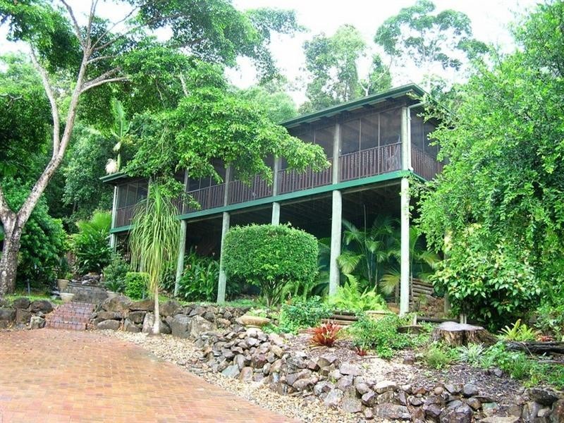 68 Domenica Road, Sugarloaf QLD 4800