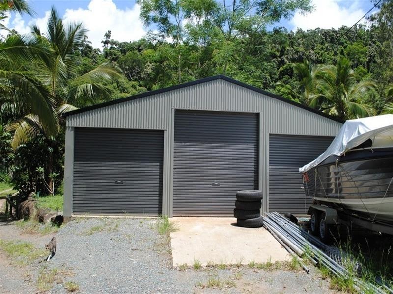 68 Domenica Road, Sugarloaf QLD 4800