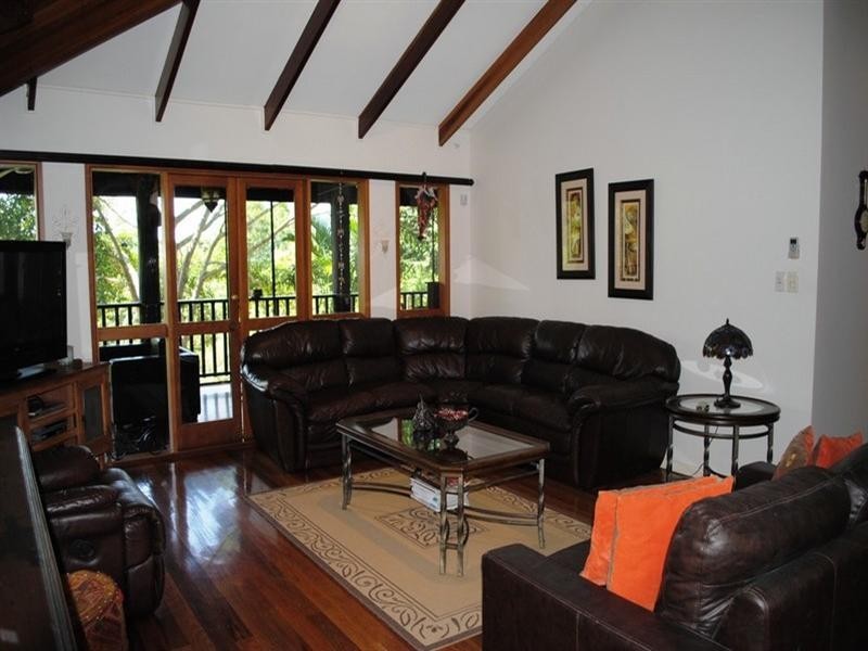 68 Domenica Road, Sugarloaf QLD 4800
