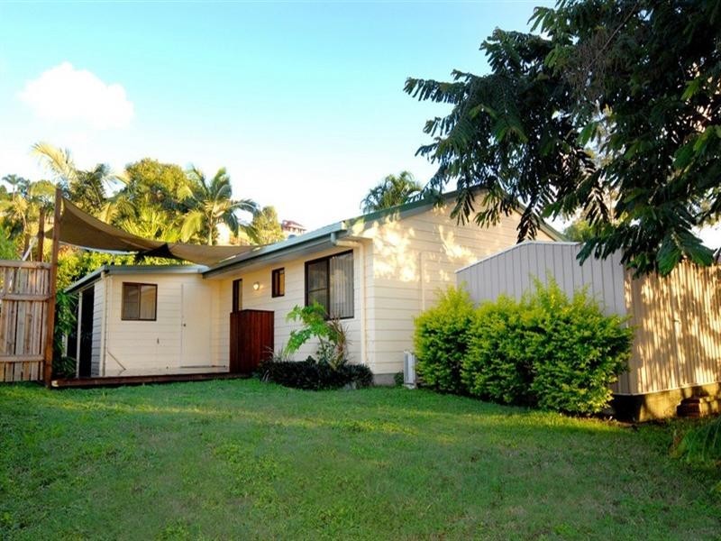 26 South Molle Boulevard, Cannonvale QLD 4802