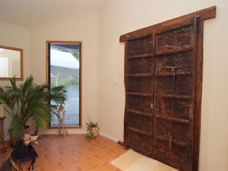 122 Orchid Drive, Cannonvale QLD 4802