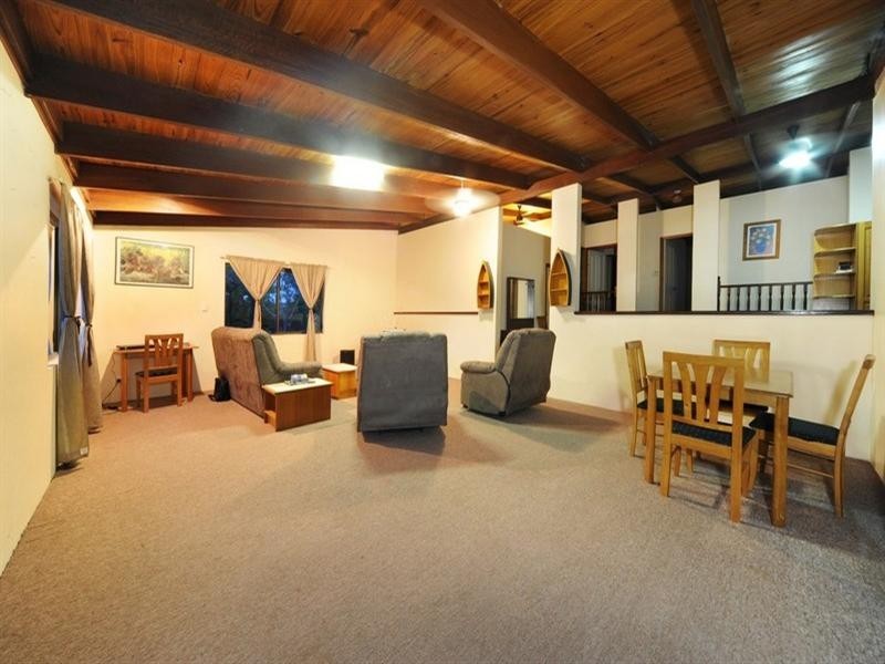 3 Jones Road, Cannonvale QLD 4802