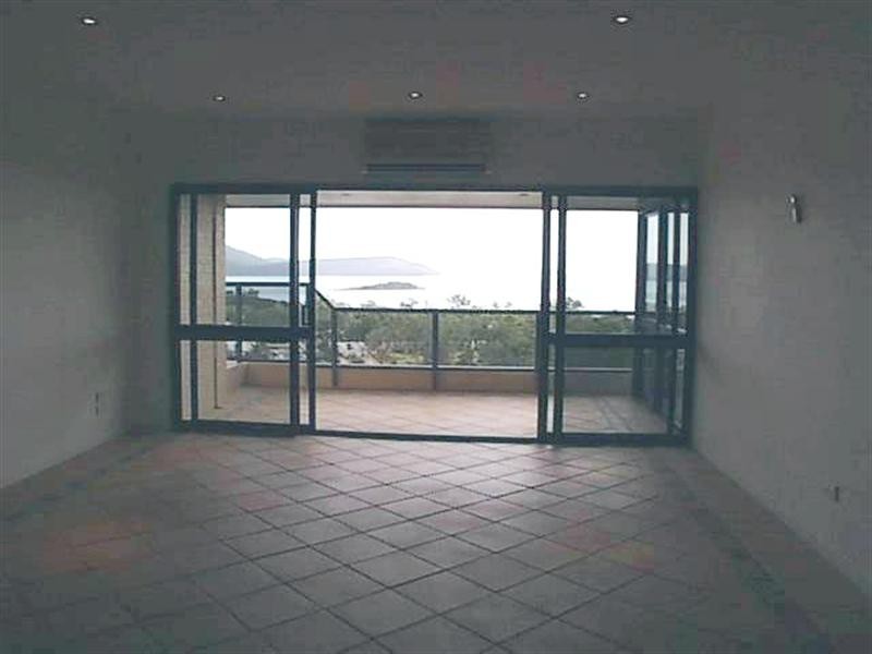 160/3 Eshelby Drive, Cannonvale QLD 4802