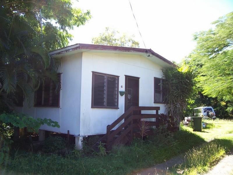 126 Shute Harbour Road, Cannonvale QLD 4802